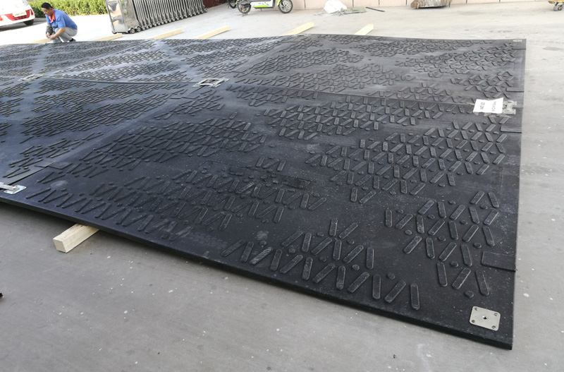 Construction event flooring mats