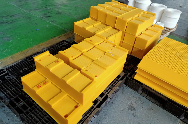 NEW type Crane outrigger pads