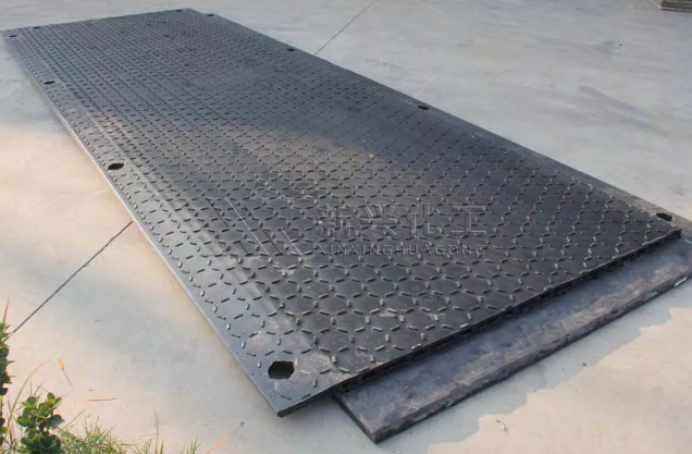 Temporary access road mats