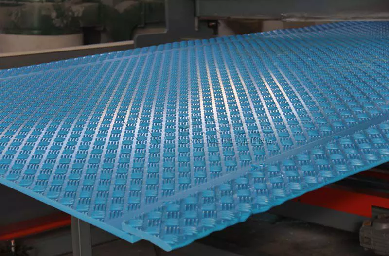 Excavator ground protection mats