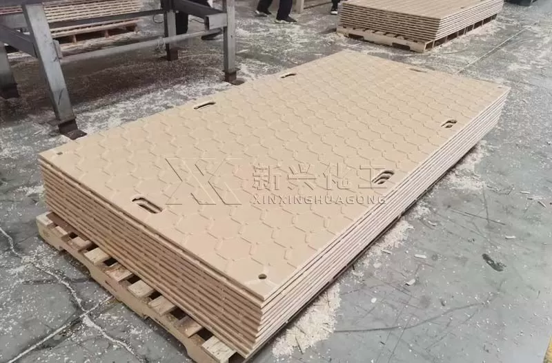 HDPE temporary road mat